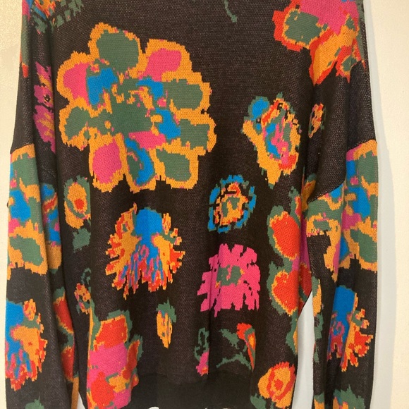 Fate Multicolor Floral Knit Sweater - Picture 9 of 13